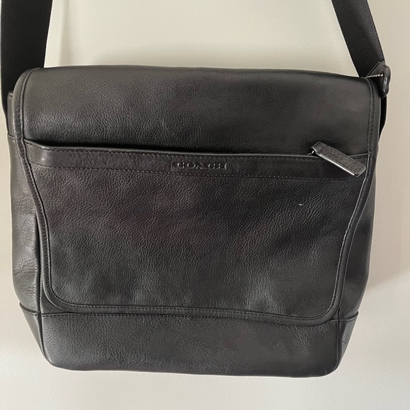Coach leather messenger bag - Picture 3 of 5
